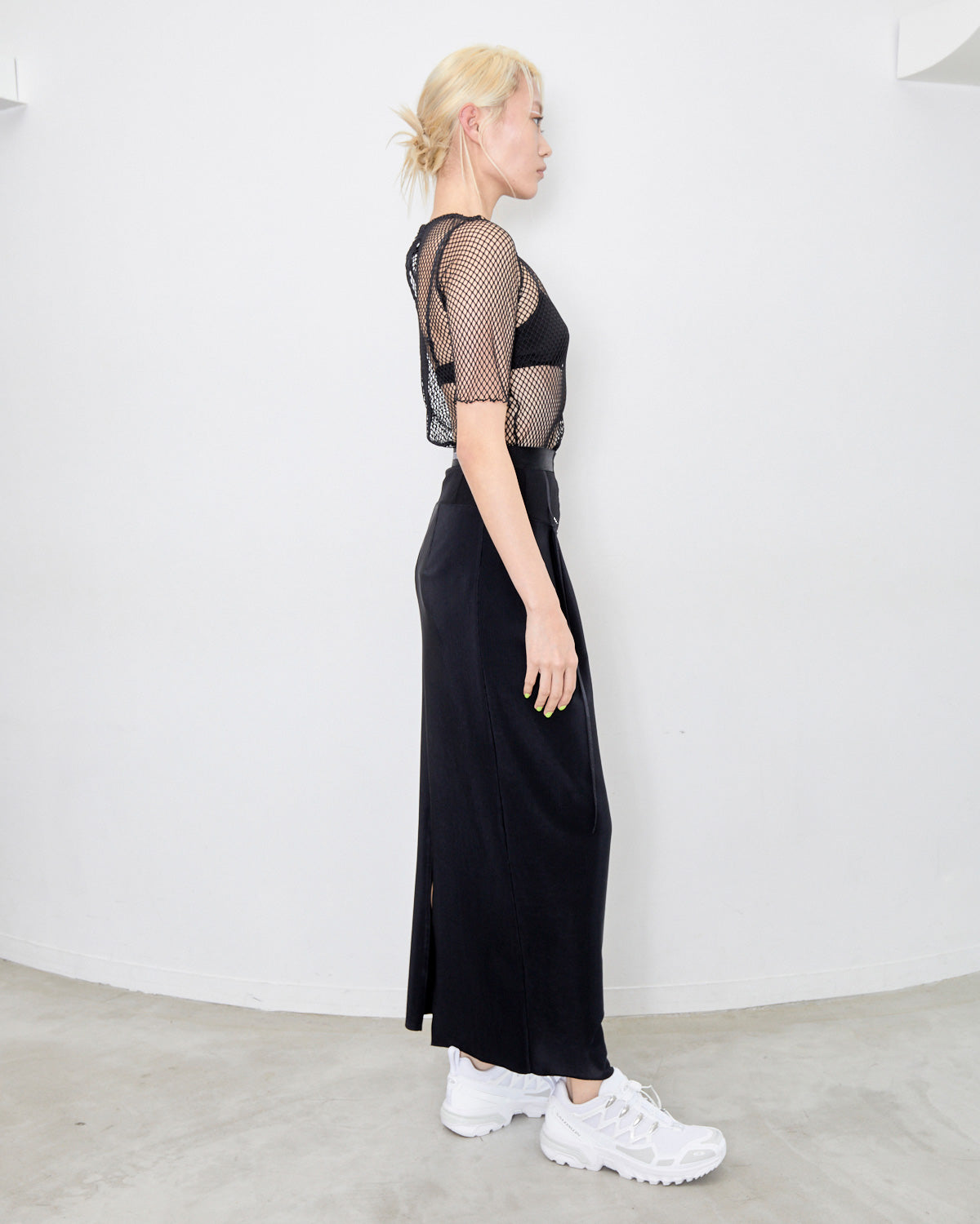 H:175cm / 02size