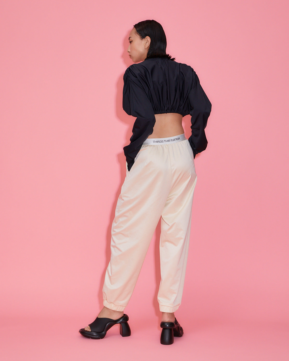 H:170cm / 02size
