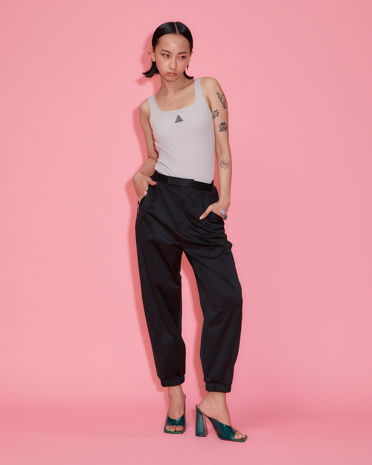 H:170cm / 02size