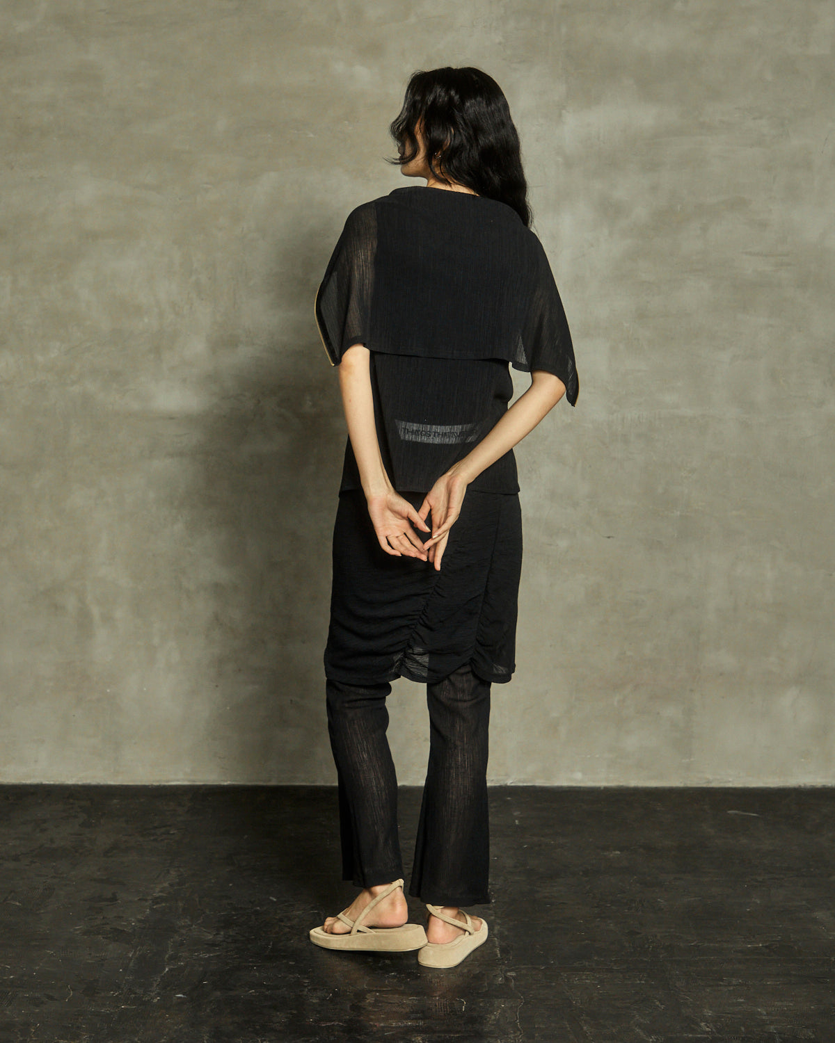 ZIP UP SLEEVE-LESS YORYU TOPS