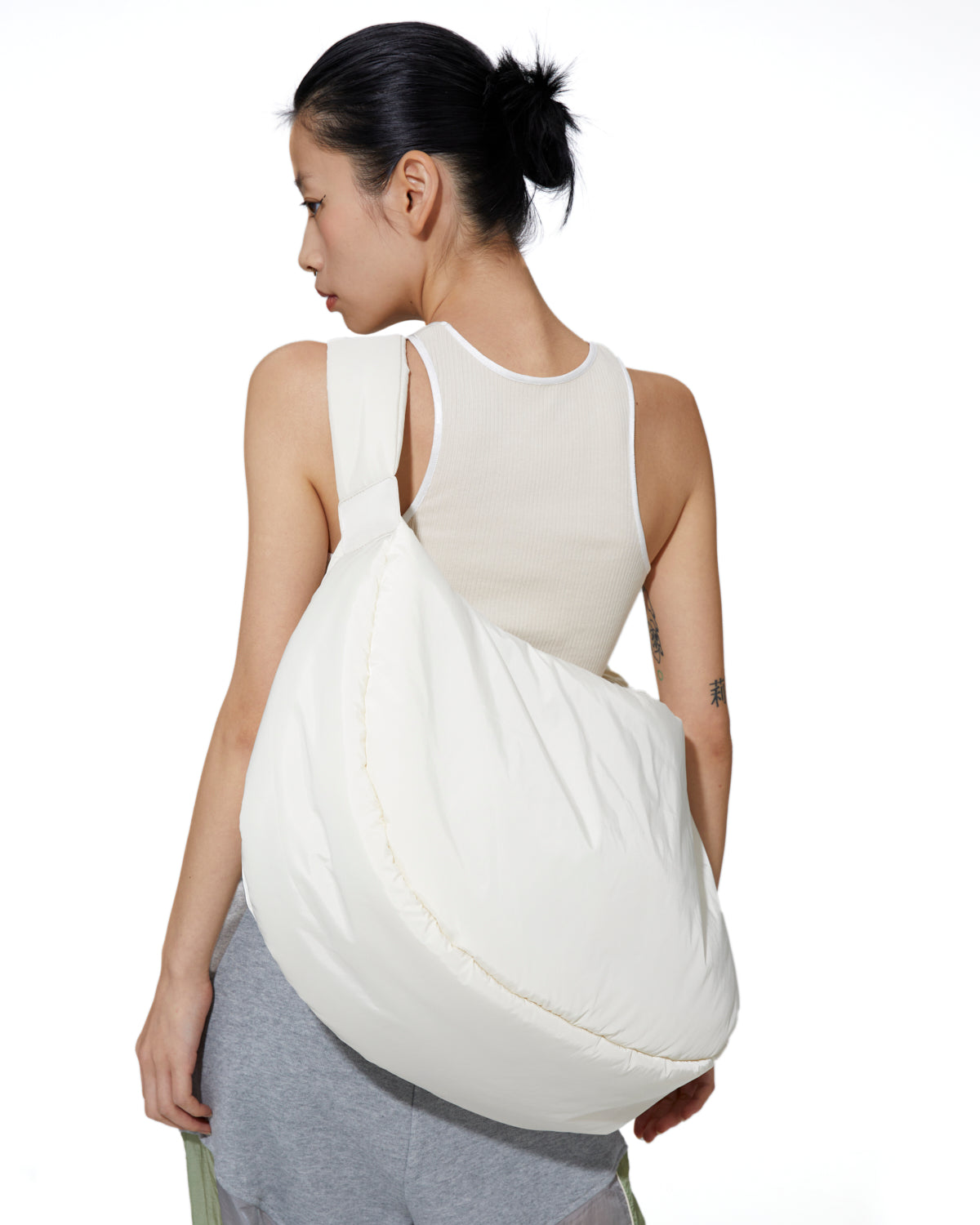 CUSHION BODY BAG | | STORE | THINGS THAT MATTER ONLINE STORE