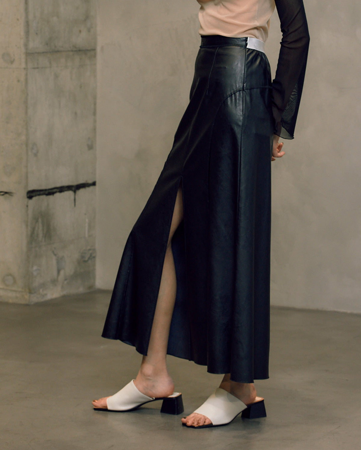 WET LEATHER MAXI SKIRT