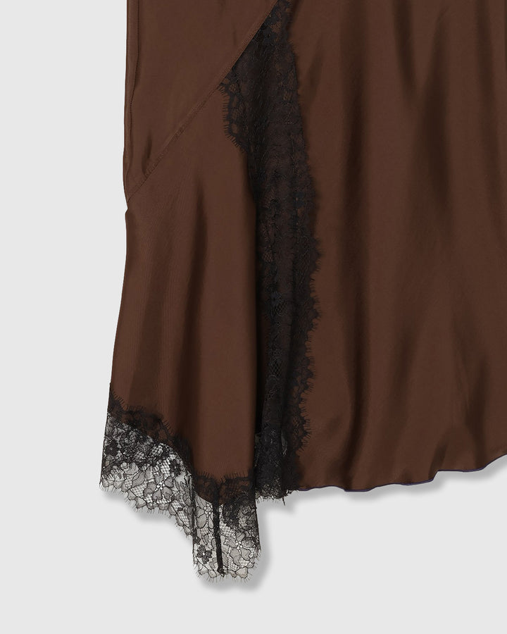 RANDOM FLARE LACE SKIRT