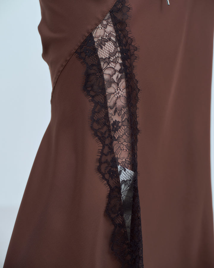 RANDOM FLARE LACE SKIRT