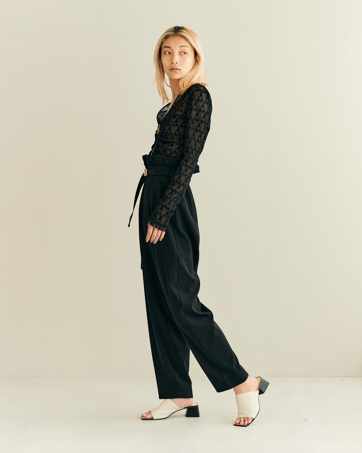 H:172cm / 02size