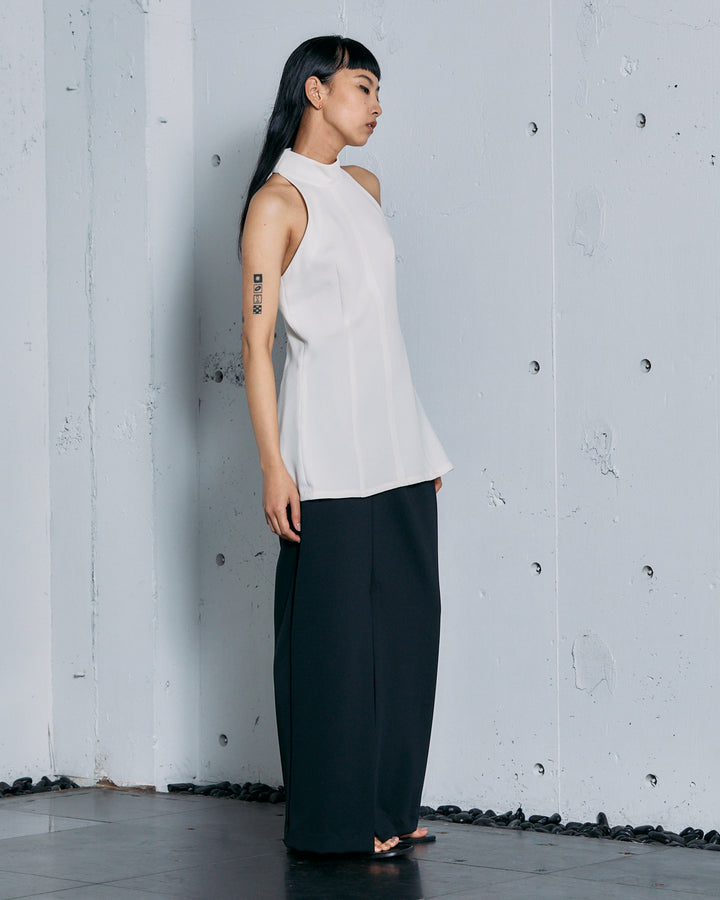 DOUBLE CLOTH  HALTER NECK BLOUSE