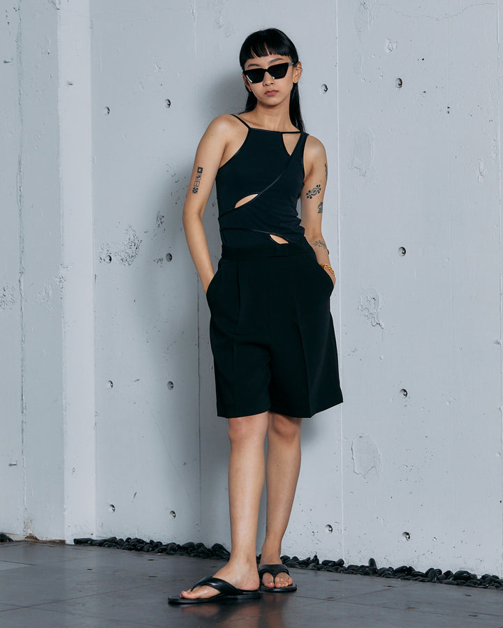 CUTTING LAYERED TOPS