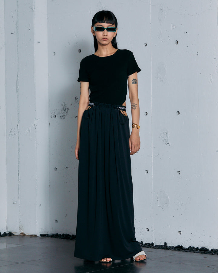 CUTTING NARROW SKIRT