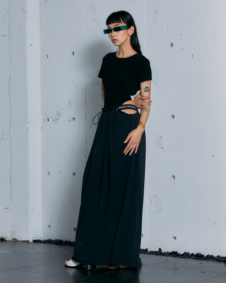 CUTTING NARROW SKIRT