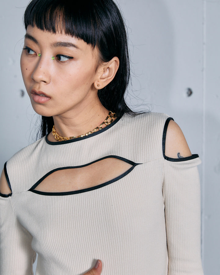NOTCH DESIGN TERECO RIB HALF SLLEVE TOPS