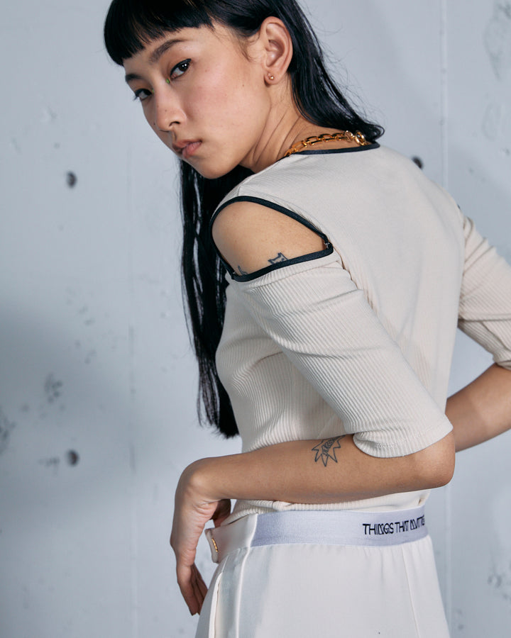 NOTCH DESIGN TERECO RIB HALF SLLEVE TOPS