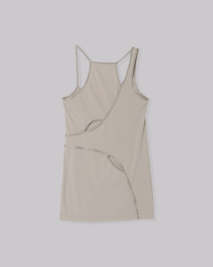 CUTTING LAYERED TOPS
