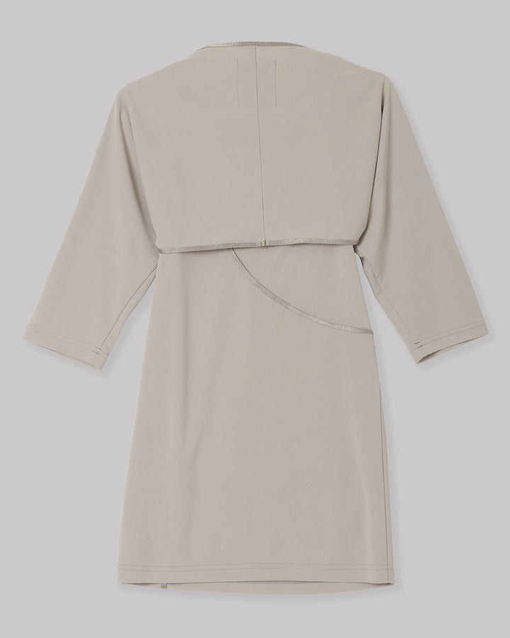 CUTTING LAYERED TOPS