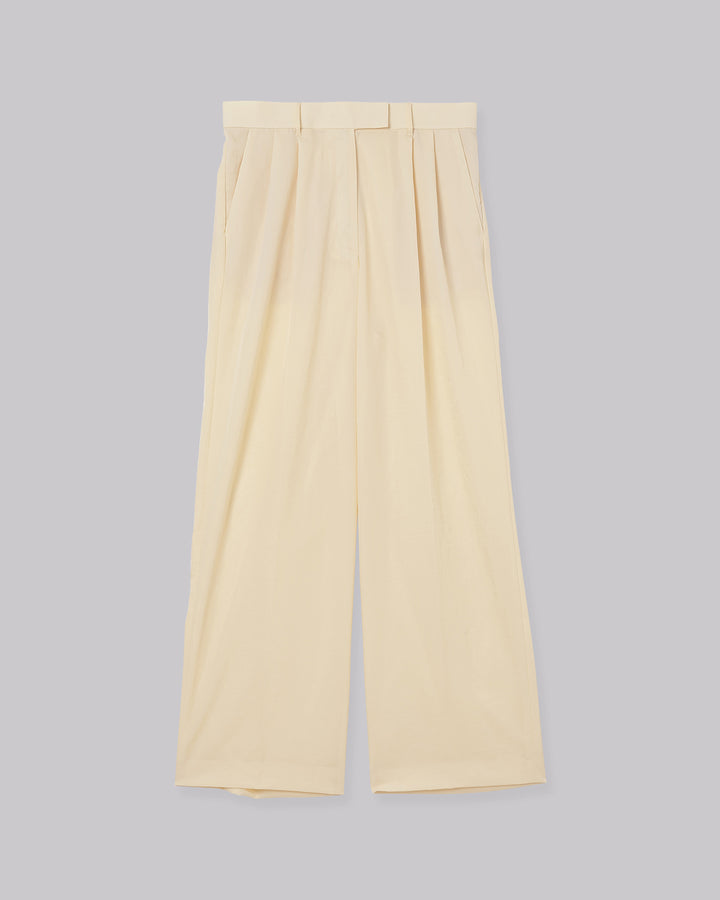 COMPRESSION SHORTS & TUCK WIDE PANTS