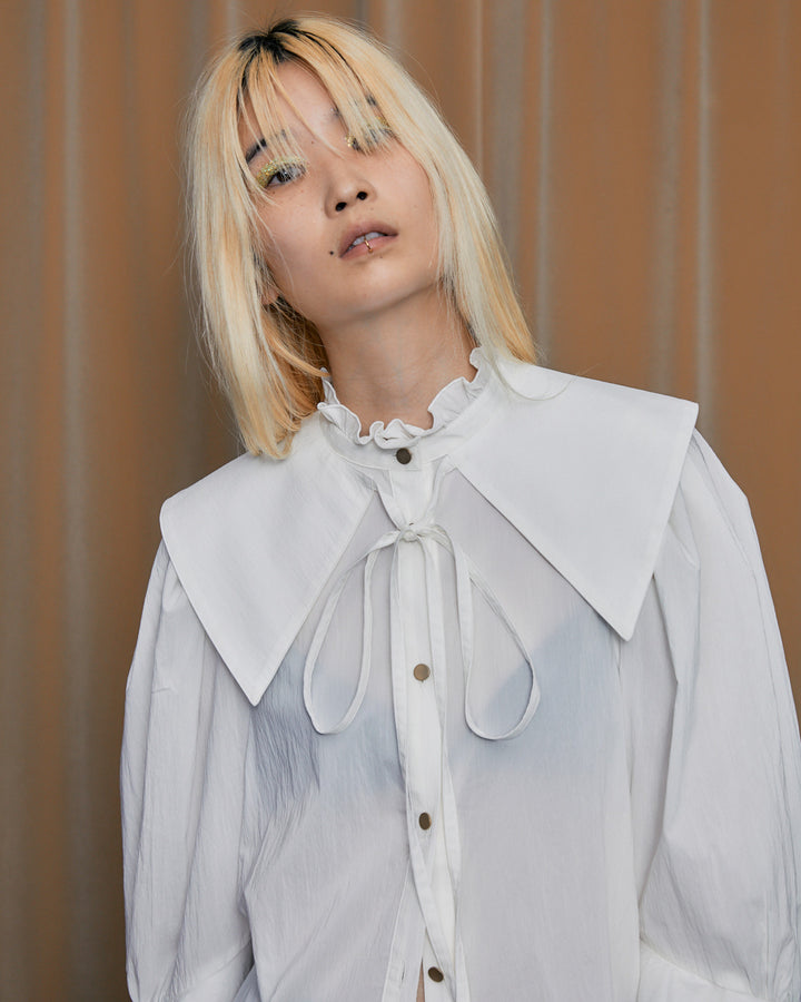 FALSE COLLAR RUFFLE BLOUSE