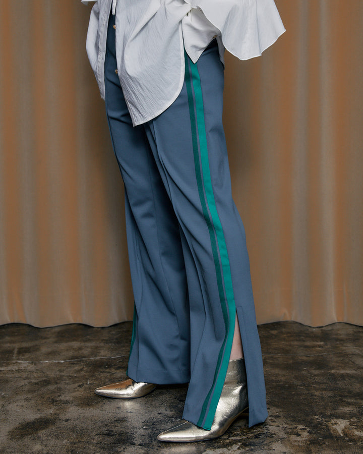 H:172cm / 02size