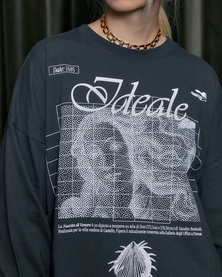 VENUS LONG SLEEVE T-SHIRT