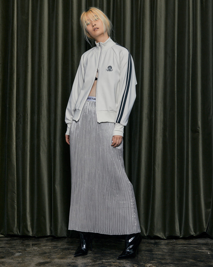 H:172cm / 01size