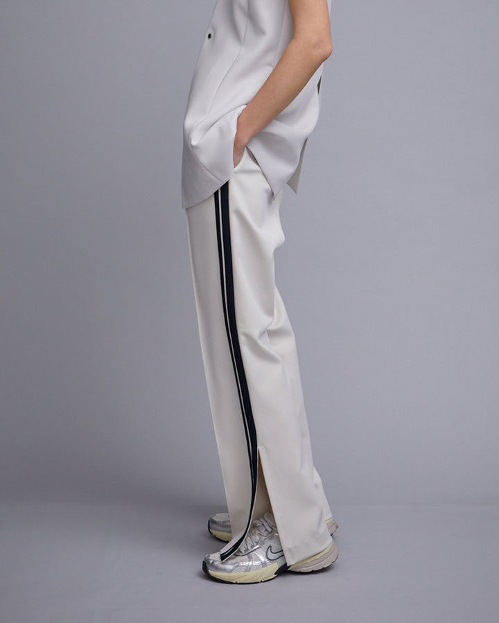 H:172cm / 02size