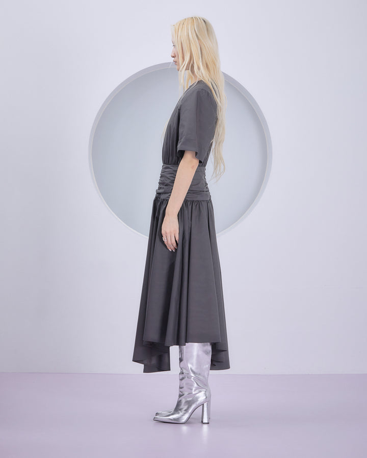 H:174cm / 02size