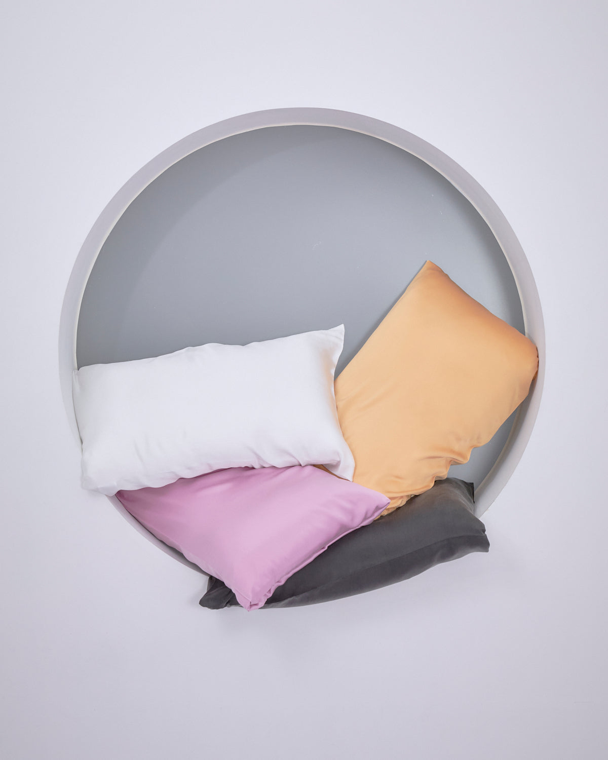 SKIN BREATHING SILK PILLOWCASE