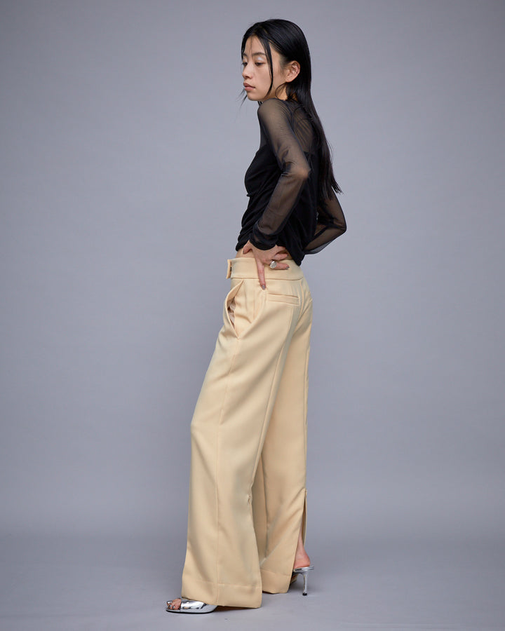 H:162cm / 01size