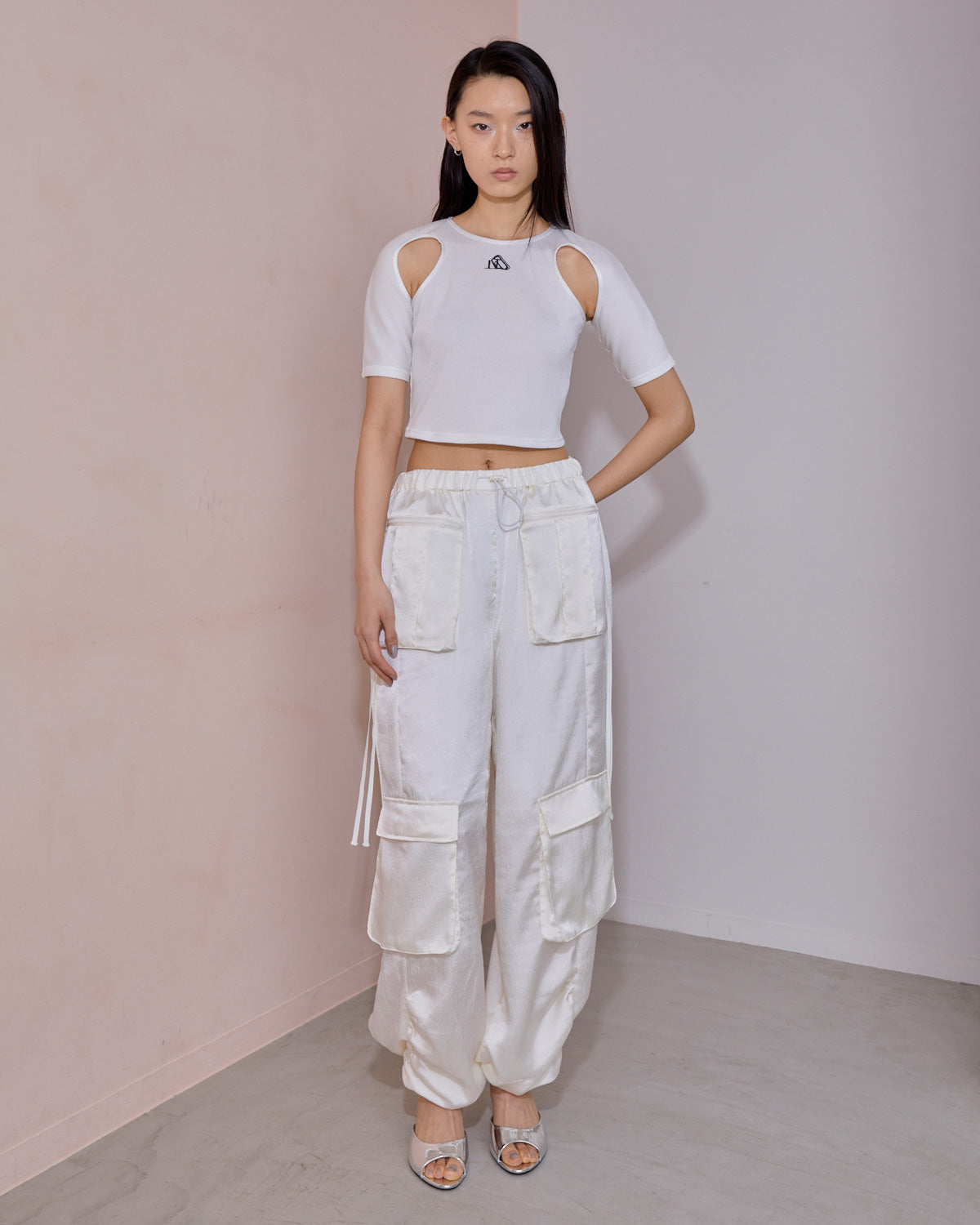 NOTCH ARM CROPPED RIB TOPS | | STORE | THINGS THAT MATTER ONLINE STORE