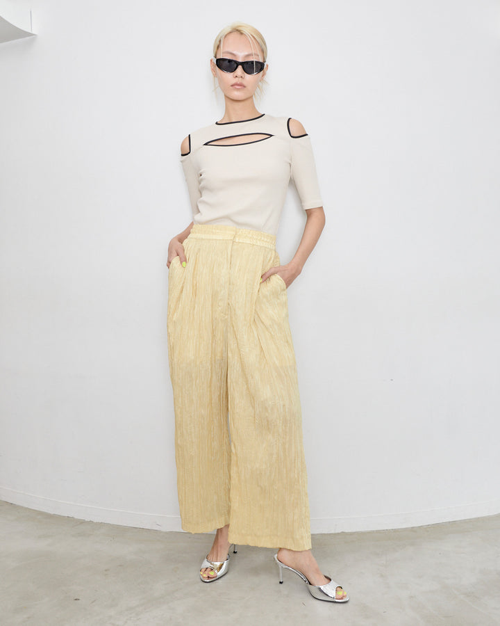 H:175cm / 02size