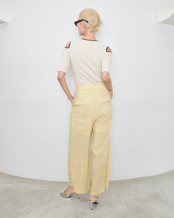 H:175cm / 02size