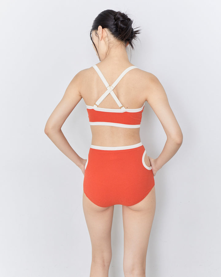 H:169cm / 02size