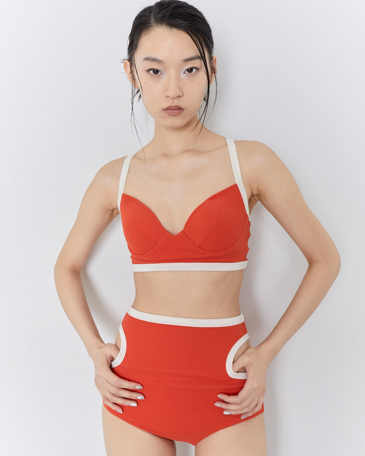 H:169cm / 02size