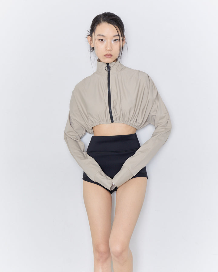 H:169cm / 02size