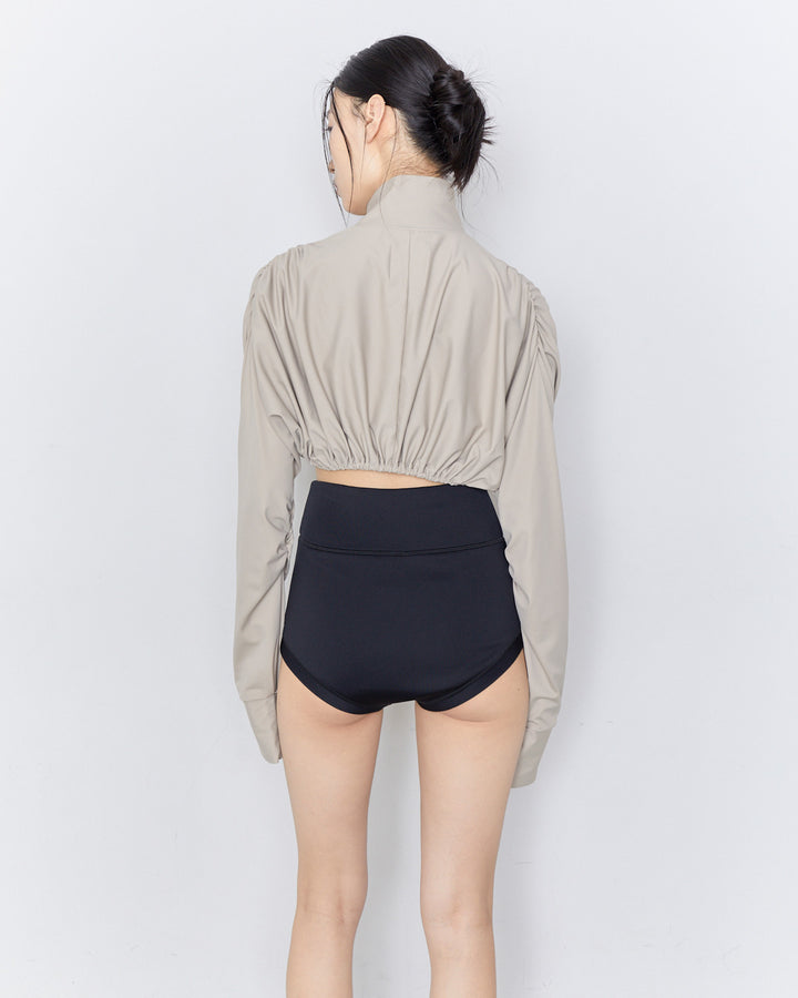 H:169cm / 02size