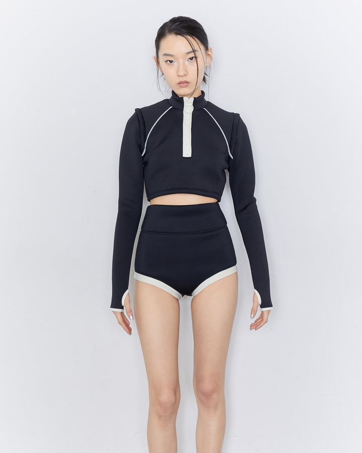 H:169cm / 02size