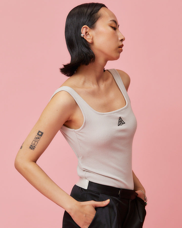 H:170cm / 02size