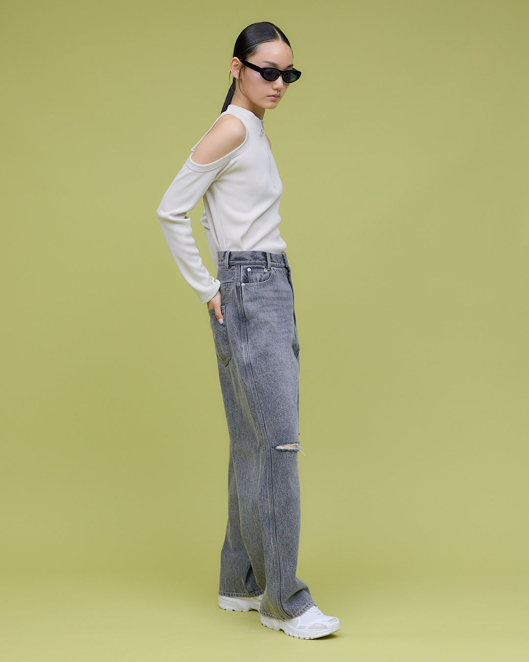 KNEE CUTTING DENIM PANTS | Snap Collection | STORE | THINGS THAT 