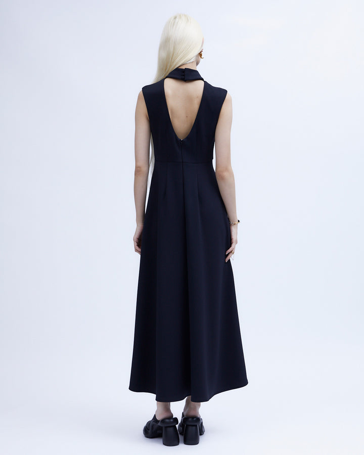 H:174cm / 02size