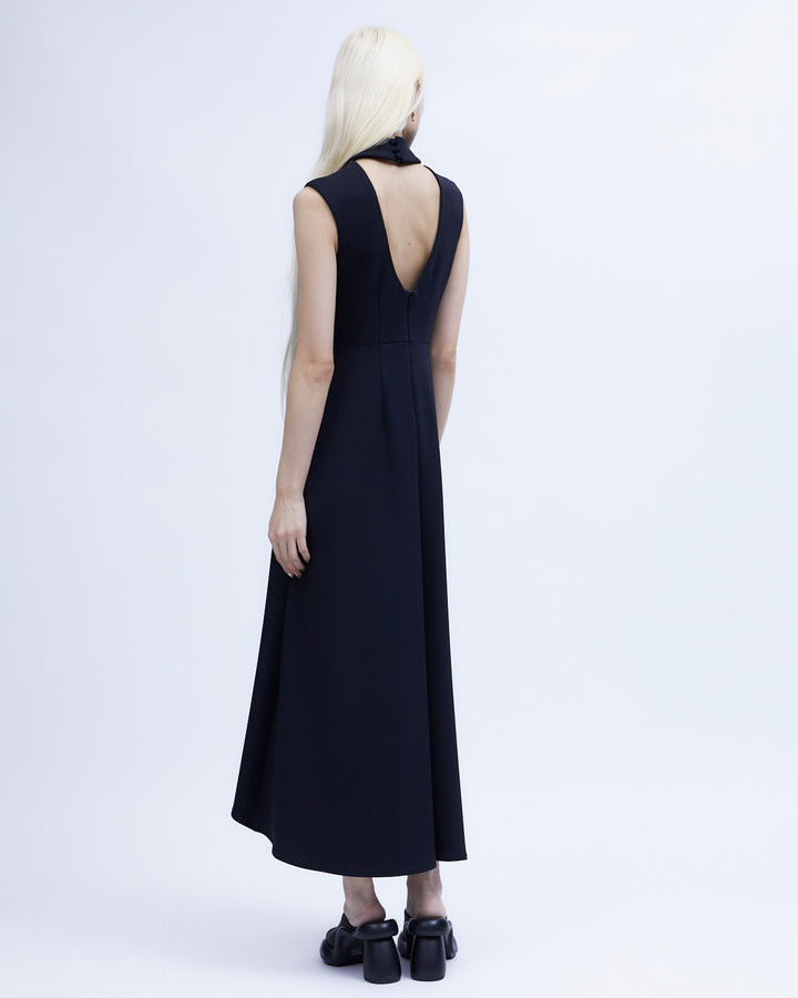 H:174cm / 02size