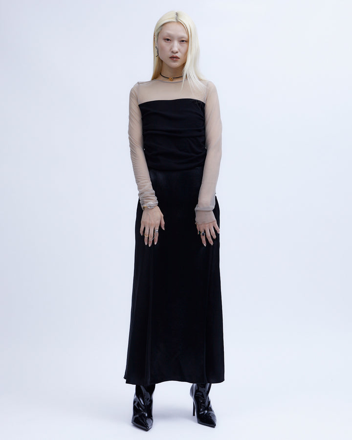 H:174cm / 02size