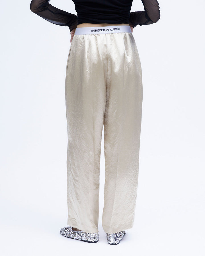 H:174cm / 02size