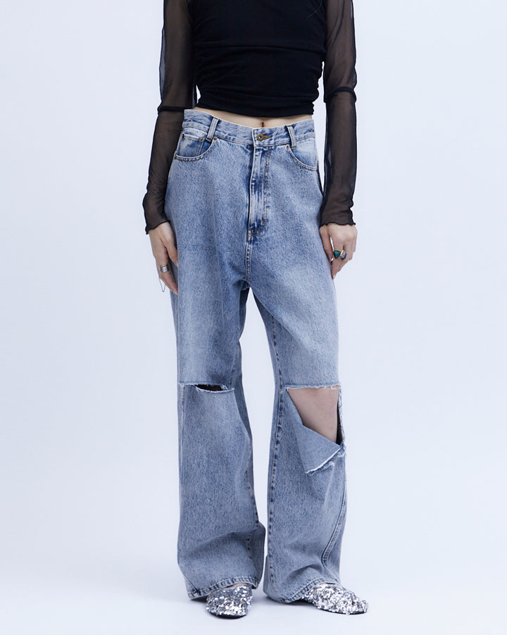 KNEE CUTTING DENIM PANTS
