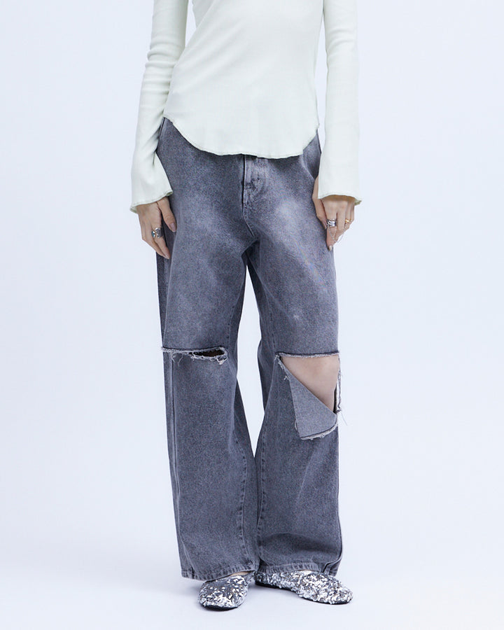 KNEE CUTTING DENIM PANTS