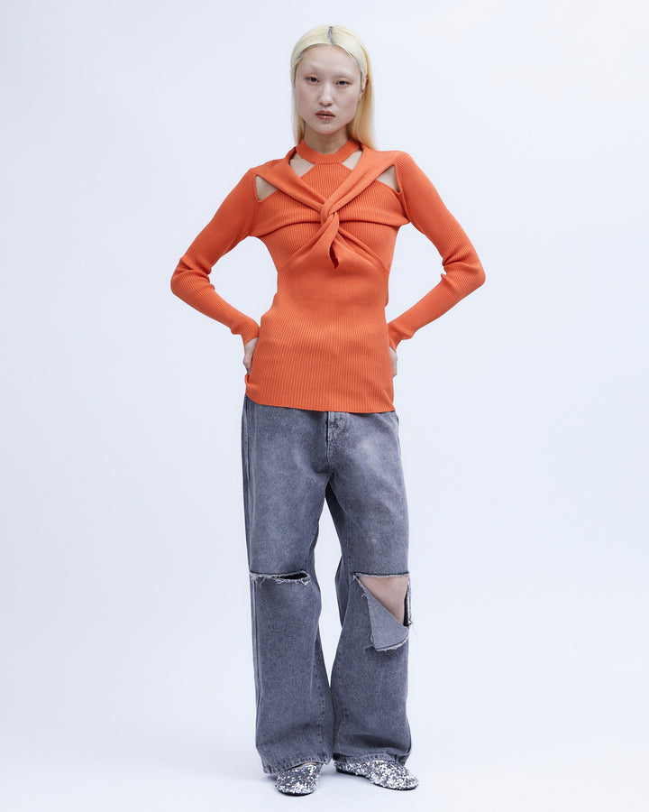 KNEE CUTTING DENIM PANTS