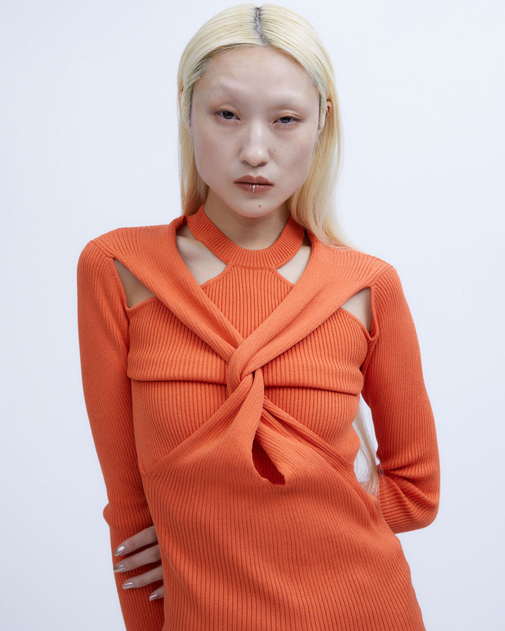 TWIST KNIT TOPS