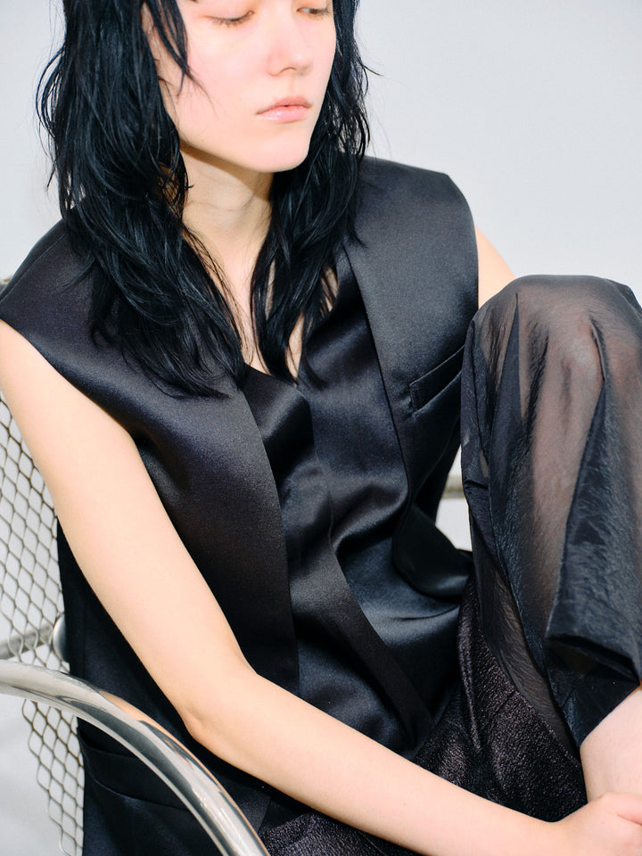 DOUBLE SATIN LAYERED GILET