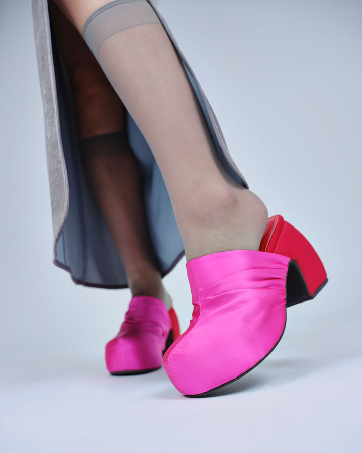 SATIN PLATFORM CLOG SANDALS