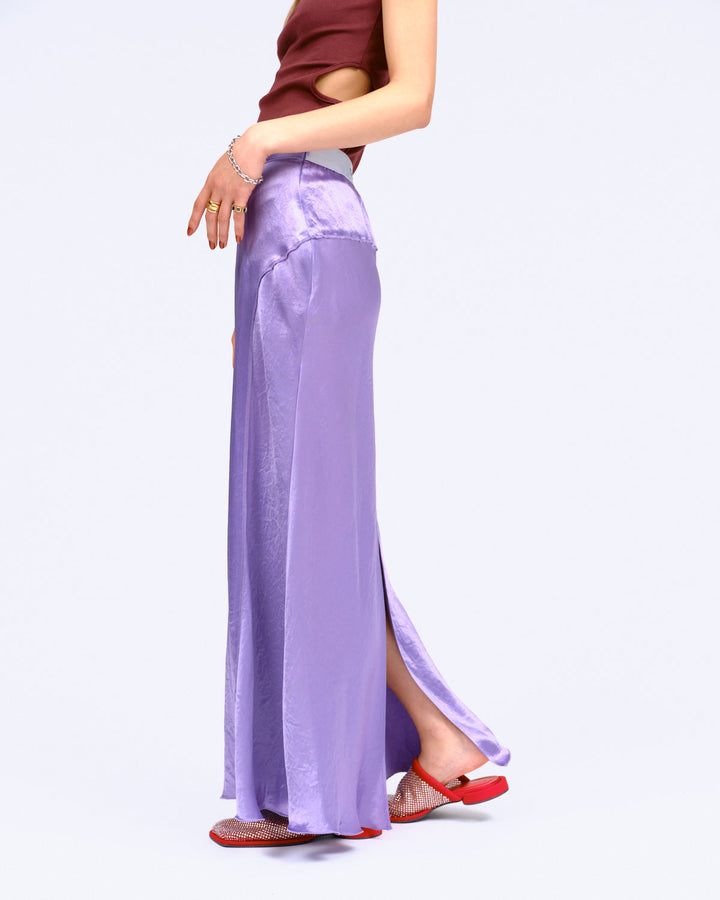H:174cm / 02size