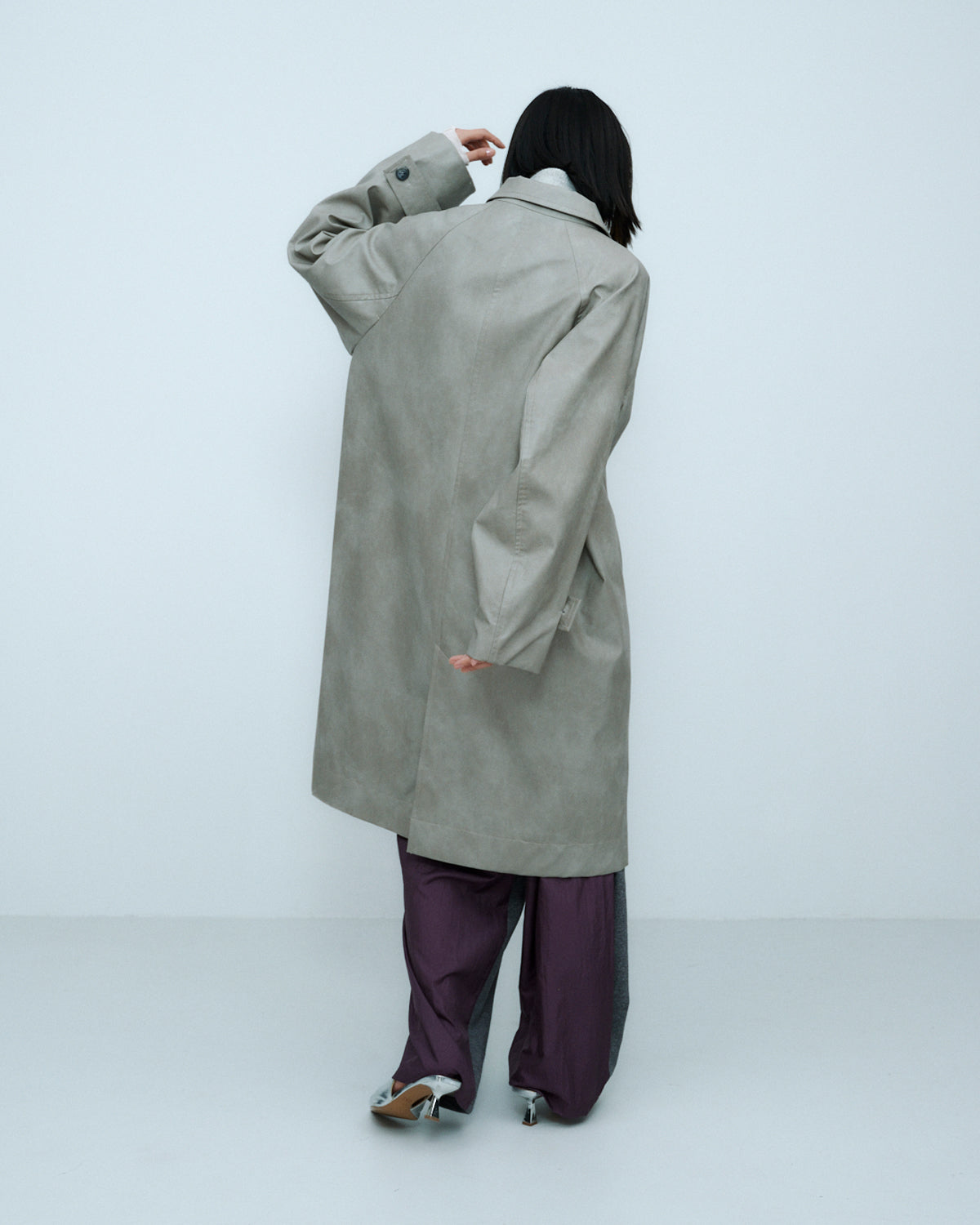 VINTAGE ARTIFICIAL LEATHER LONG COAT | SENSE 16_ | STORE | THINGS