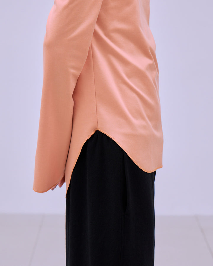 FIBRIL SATIN JERSEY NOTCH DESIGN TOPS