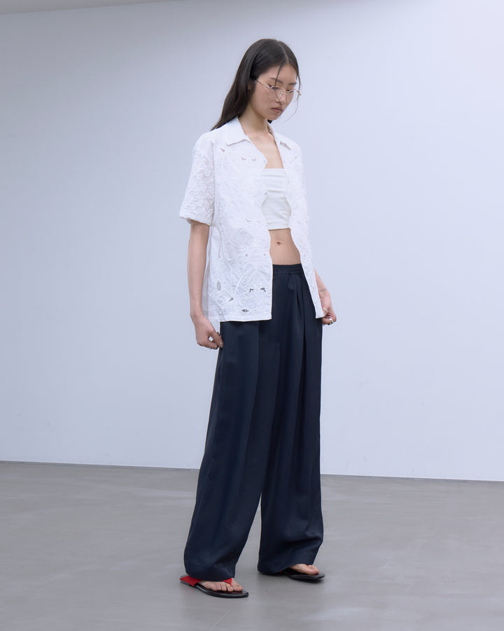 CHAOS EMBROIDERY BLOUSE